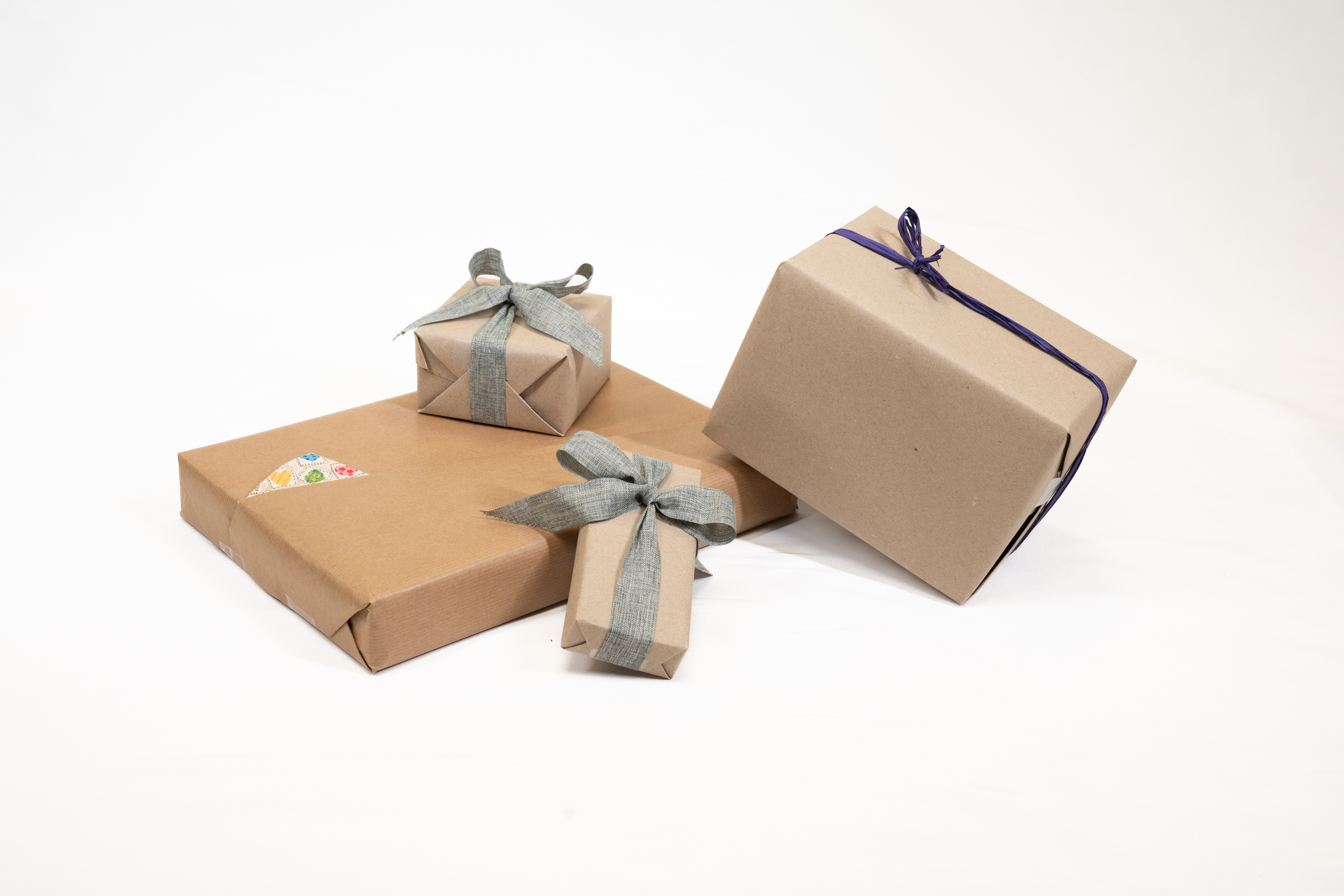 Papier emballages cadeaux